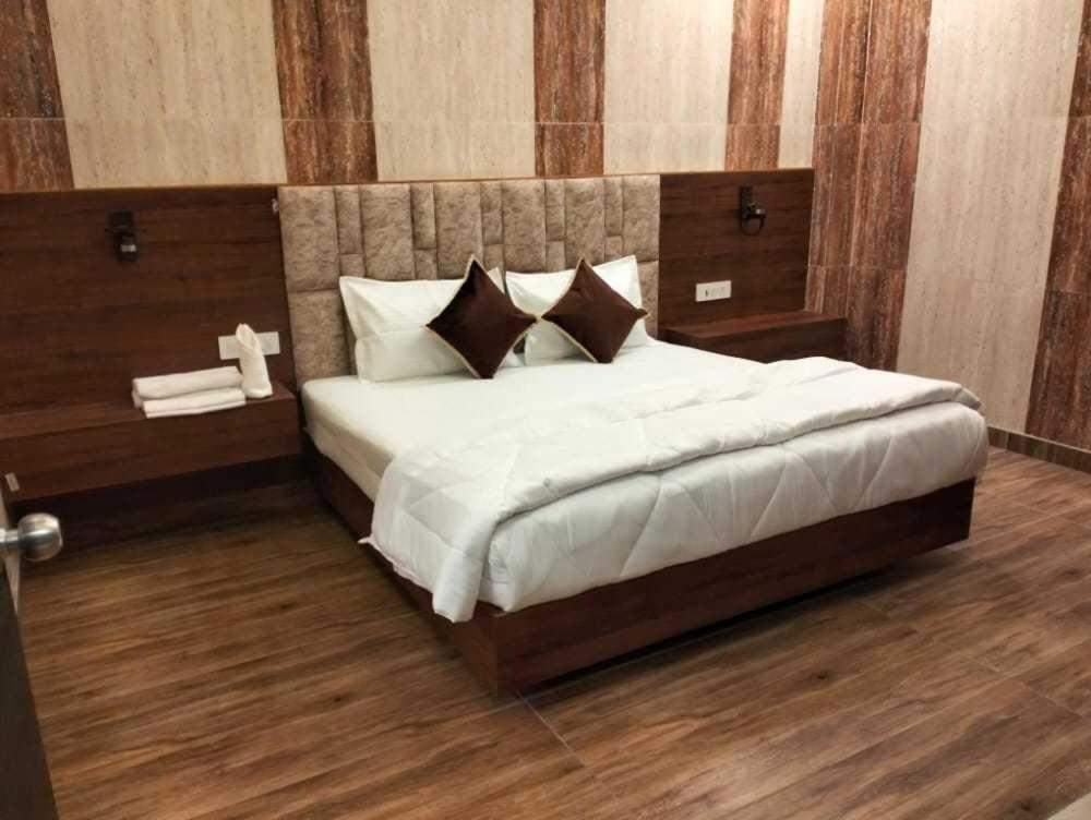 Oyo Mmc Hotel And Restaurant Meerut Exterior foto